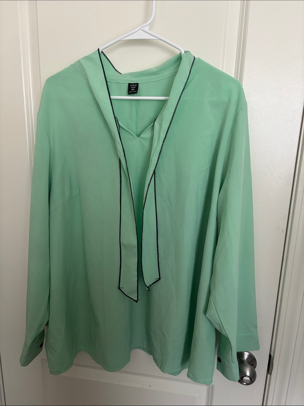 SHEIN Mint Green Tie-Detail Blouse with Black Trim